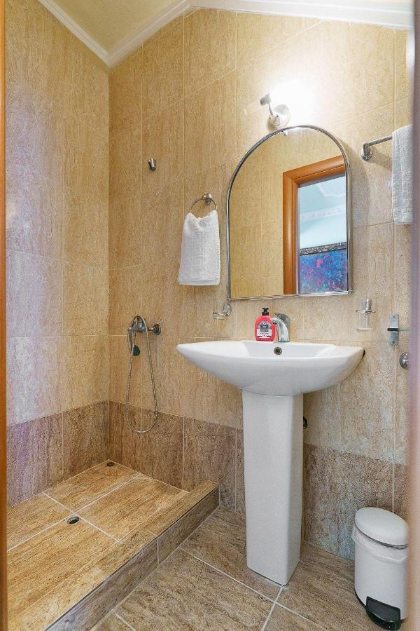 Apartments Alexandros Полихроно Екстериор снимка