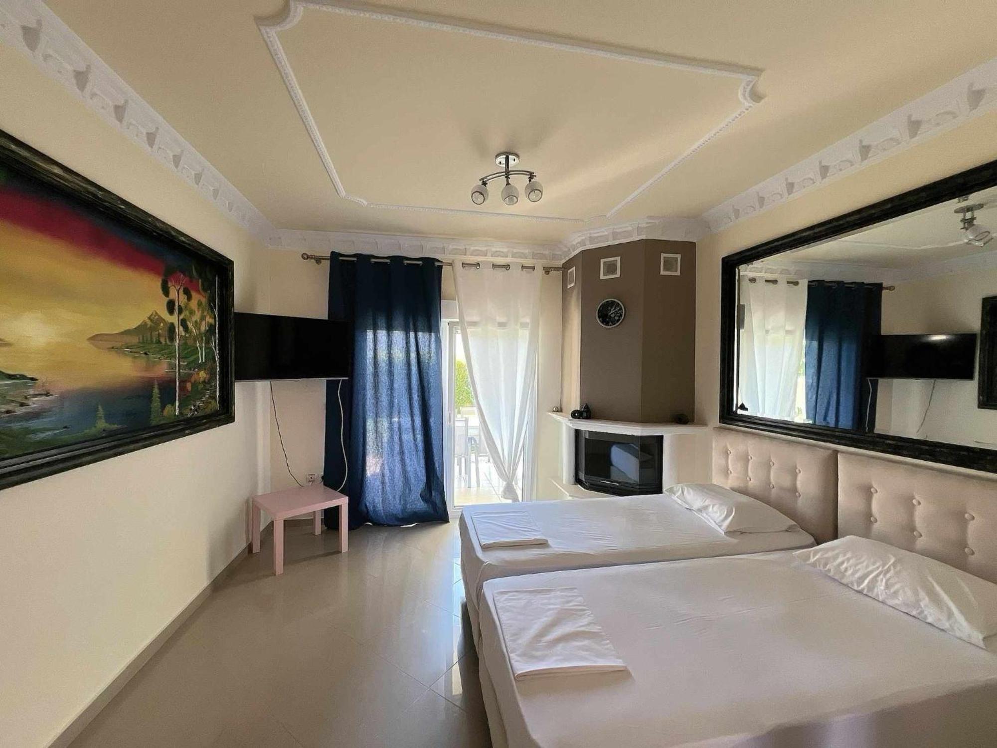 Apartments Alexandros Полихроно Екстериор снимка